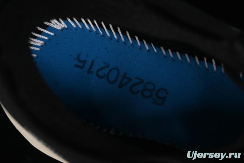 Asics Gel-Kayano 31 Running Shoes with Enhanced Cushion and Breathable Design - 1011B995-001