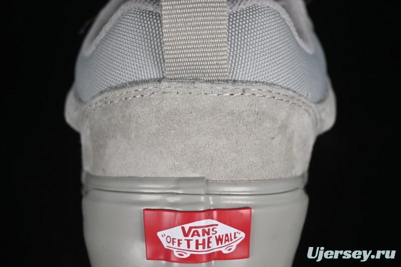 Vans Knu Skool Low Top Retro Casual Vulcanized Sneakers in Grey - VN000CRPBXC