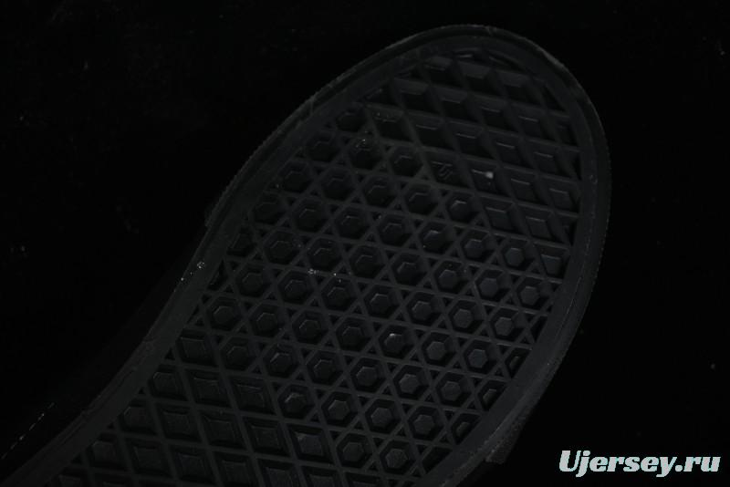 Vans Classics Knu Skool Retro Sneakers with Enlarged Toe and Thickened Trim - VN000CSQW3ZT188