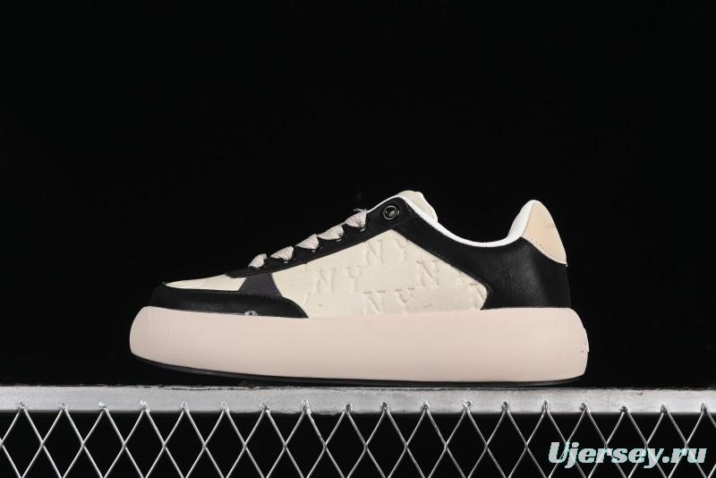 MLB Chunky Classic Base New York Yankees Lightweight Platform Casual Sneakers - 3ASXBMN4N50BKS