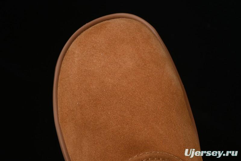 Bottega Veneta Snap Round Toe Slip-On Ankle Snow Boots - 578321