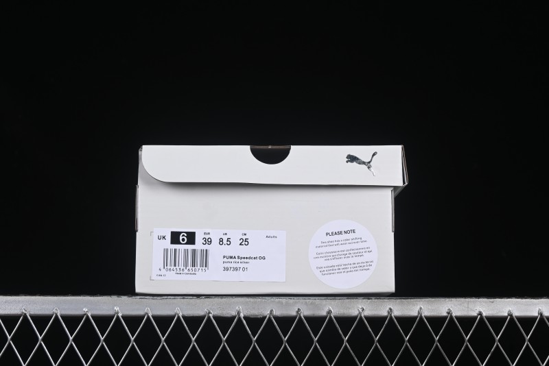 Puma Speedcat Lifestyle Low-Top Sneakers for Racing Enthusiasts - 397397-01