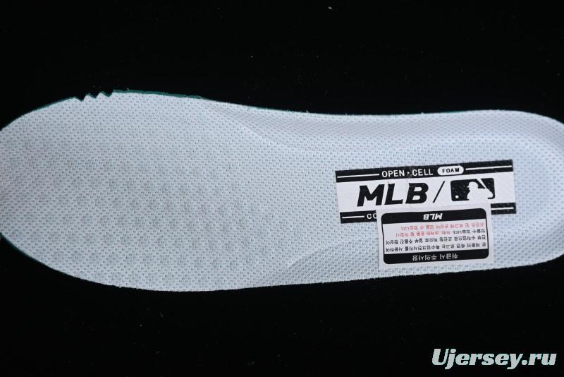 MLB Chunky Liner Basic New York Yankees Height Increasing Thick Sole Casual Sneakers - 3ASXCA12N50GRL