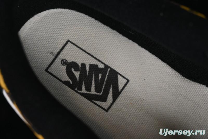 Vans Knu Skool Low Top Casual Sneakers in Leopard Print - VN000CR5CJK