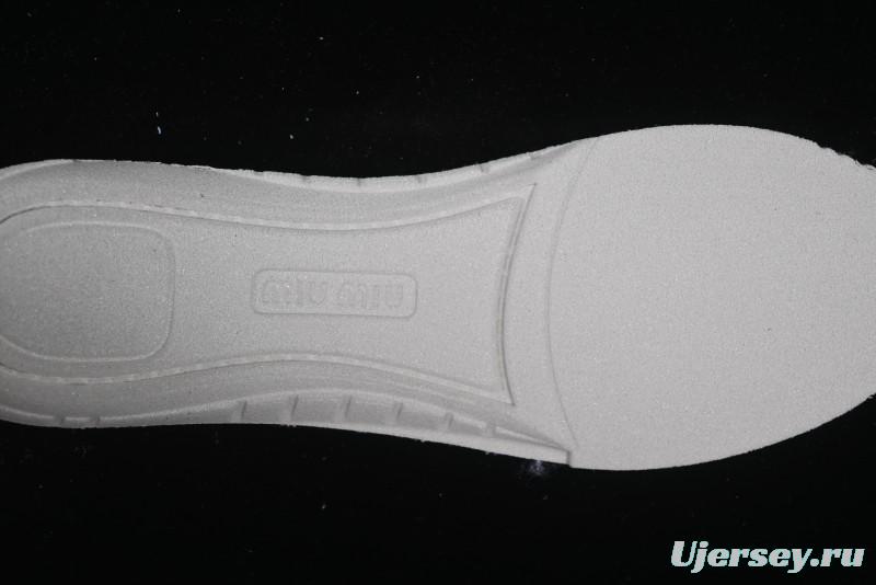 Miu Miu Suede Round Toe Lace-Up Women's Low-Top Casual Shoes in Beige - 99D4