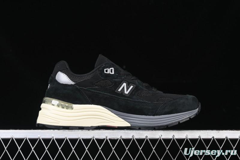New Balance Made In USA 992 Classic Retro Running Shoes with Superior Cushioning - M992BL