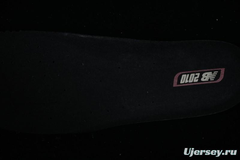 New Balance 2010 Series Retro Casual Running Shoes with Soft Suede and Nylon Mesh - M2010RN