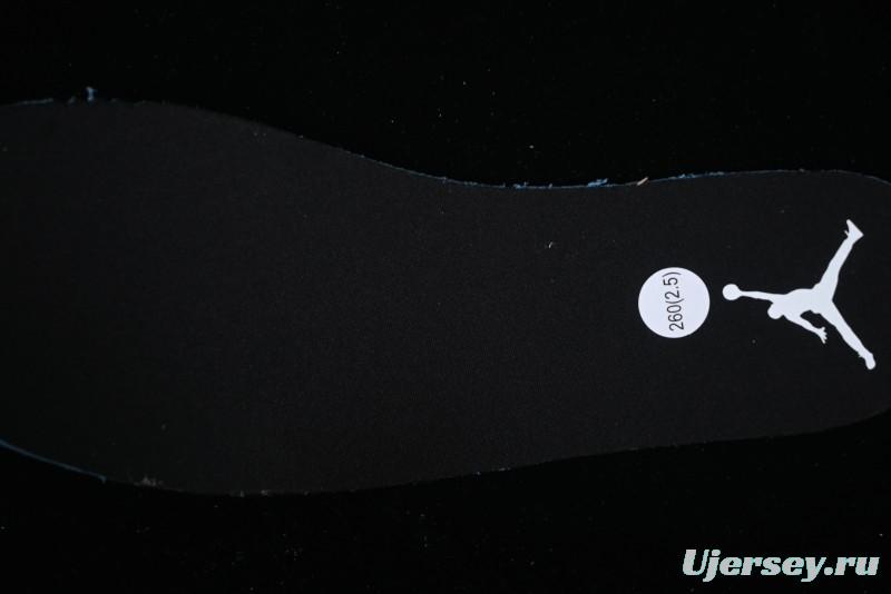 Nike Air Jordan 1 Low Retro Basketball Shoes in Black and White - 553558-043