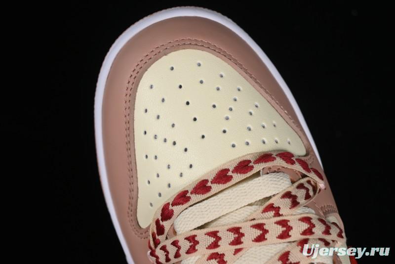 Nike Dunk Low SB Christmas Gift Strawberry Cake Casual Sneakers with Dual Laces - DD1503-118