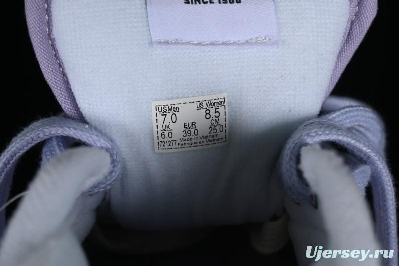 Vans Knu-Skool VR3 LX Low-Top Retro Sneakers in Dusty Purple - VN0009QCB9P