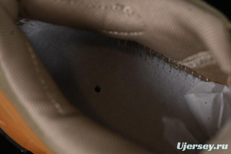 Nike Zoom Vomero 5 Retro Marathon Running Shoes with Thick Cushioned Sole and TPU Heel Support - HQ2181-200