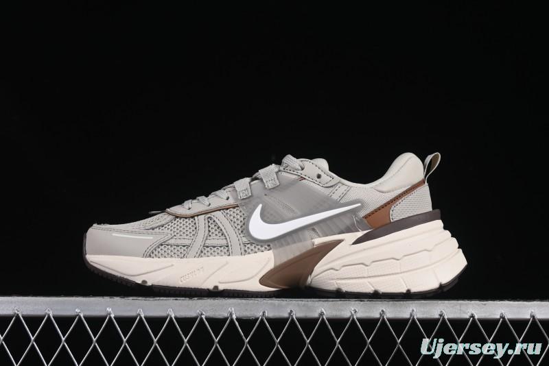 Nike Runtekk Run Retro Low-Top Running Shoes with Cushlon Midsole and Anti-Slip Design - FN0738-107