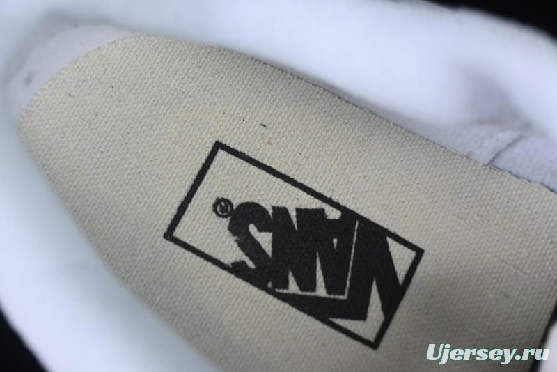 Vans Knu Skool Low-Top Retro Chunky Sneakers - VN000CS0239