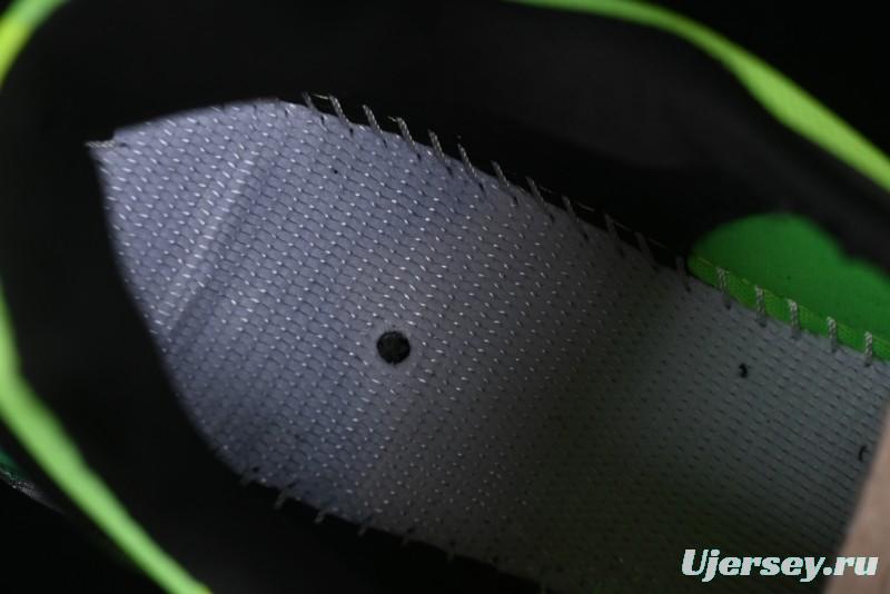 Nike Air Max Dn Running Shoes with Dynamic Air Cushion Technology - HQ4681-010