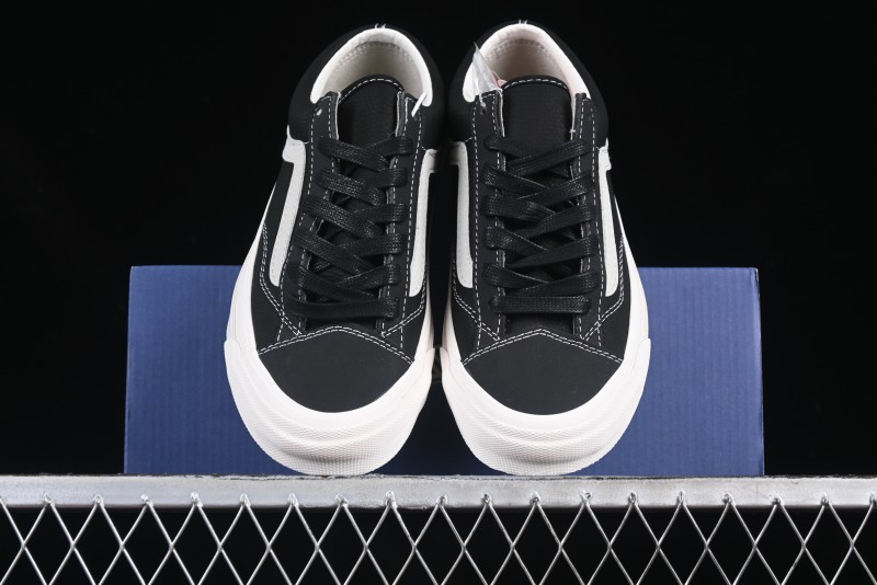 Vans Old Skool 36 Low-Top Retro Skate Shoes - VN000D57BLK