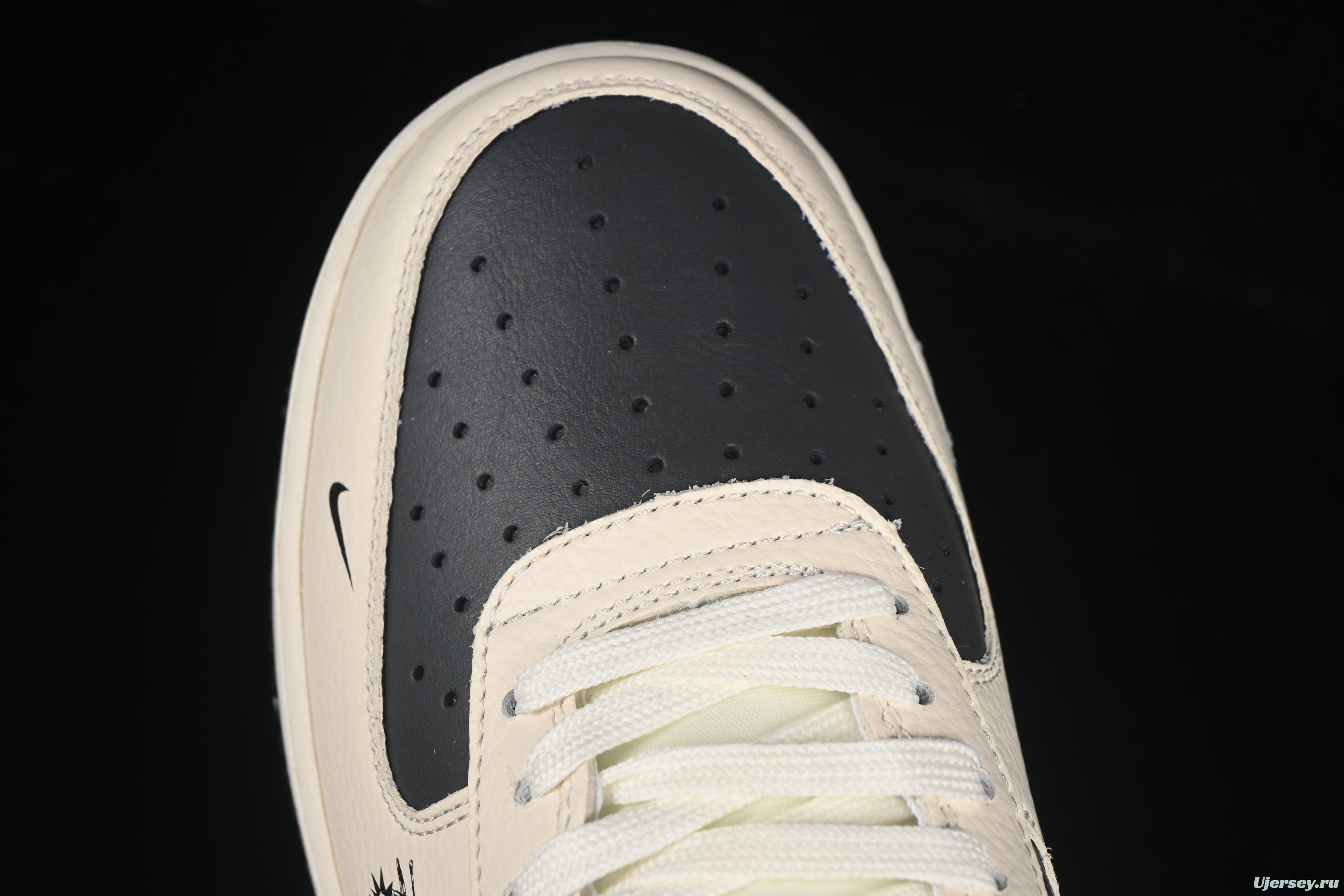 Nike Air Force 1 '07 Low Stussy Collaboration Beige Black Splatter Swoosh Casual Sneakers - DF0188-042