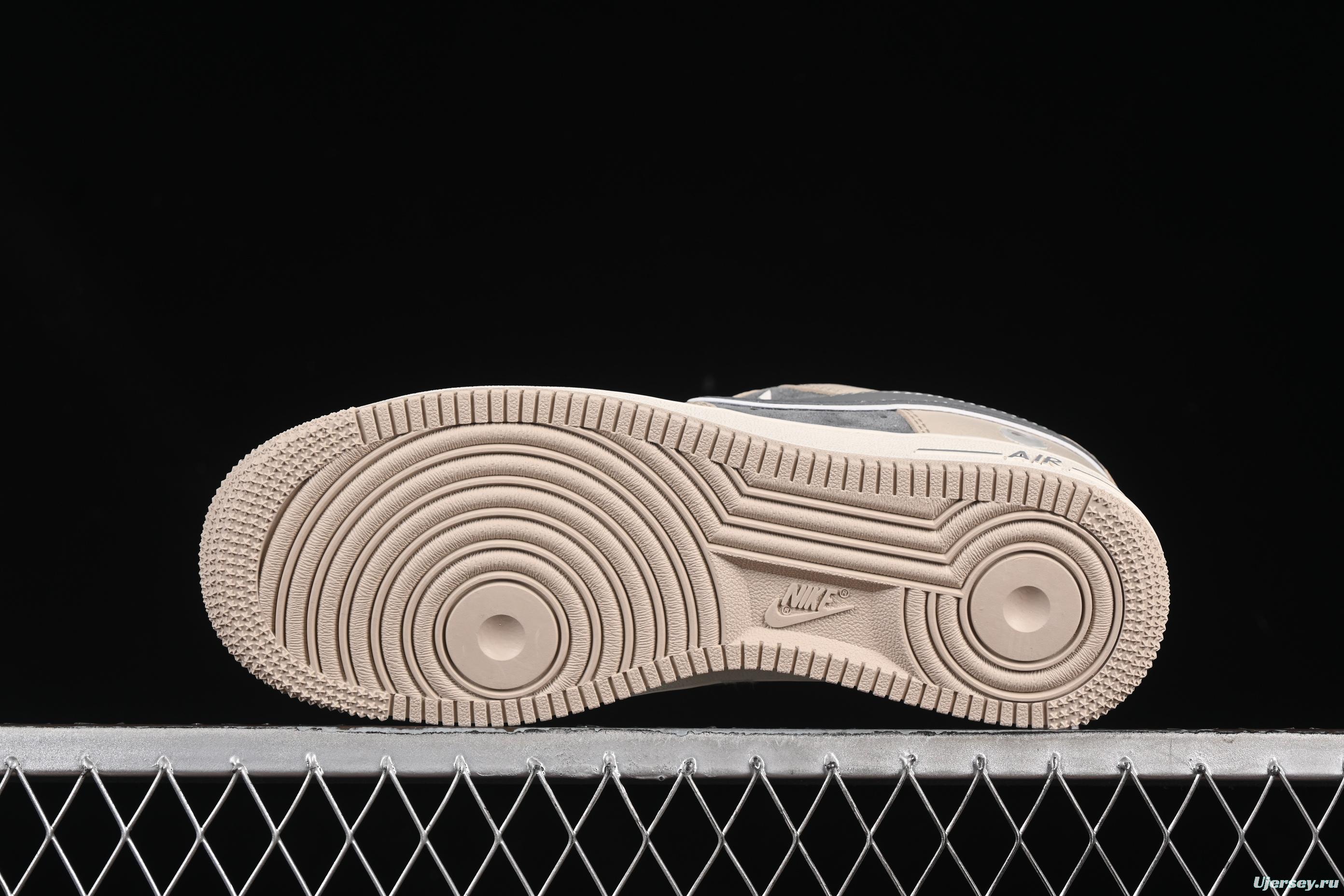 Nike Air Force 1 '07 Low Supreme Collaboration Sneakers with Red Snake Swoosh - SJ6698-023