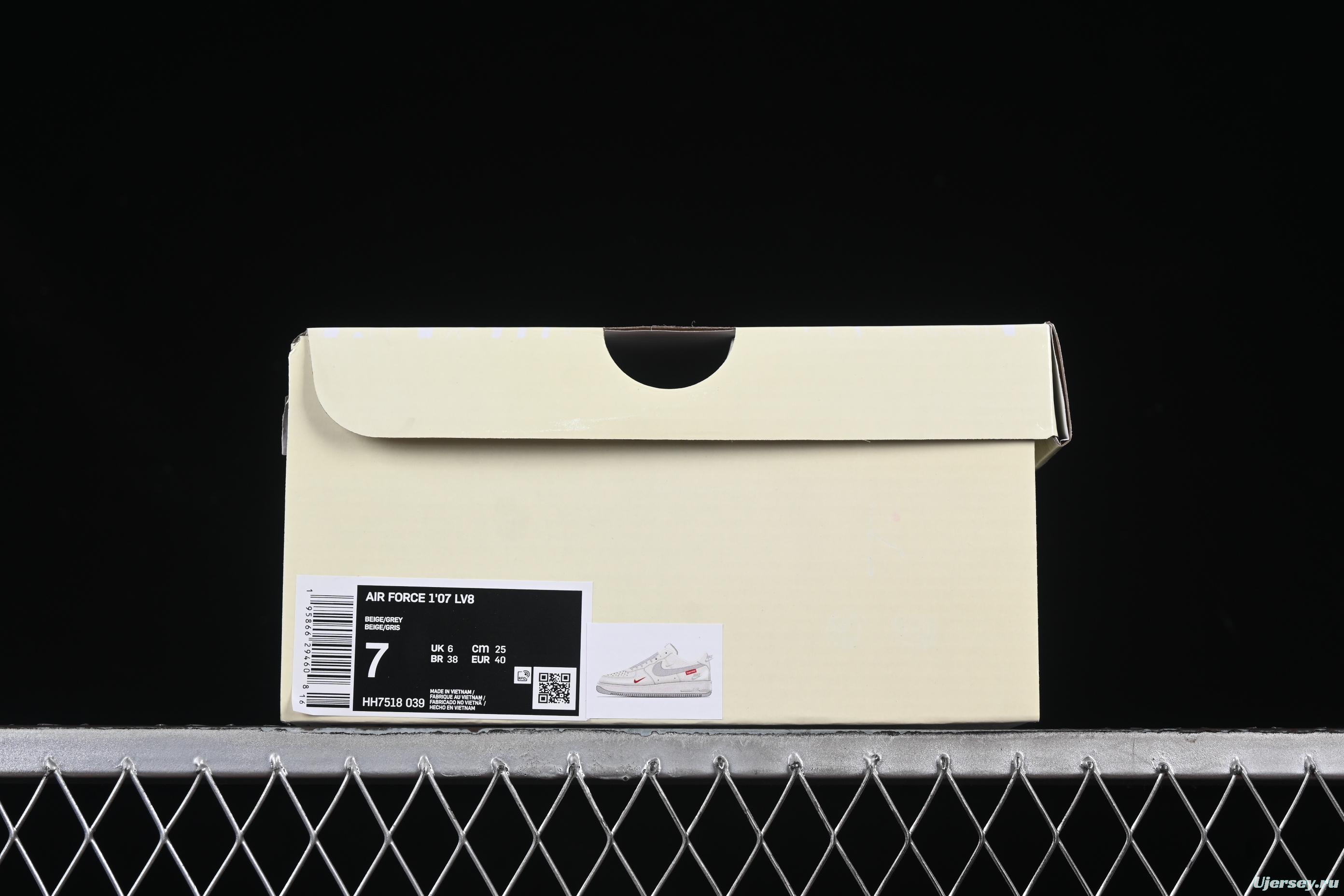 Nike Air Force 1 '07 Low Supreme Collaboration Casual Sneakers with Red Swoosh - HH7518-039
