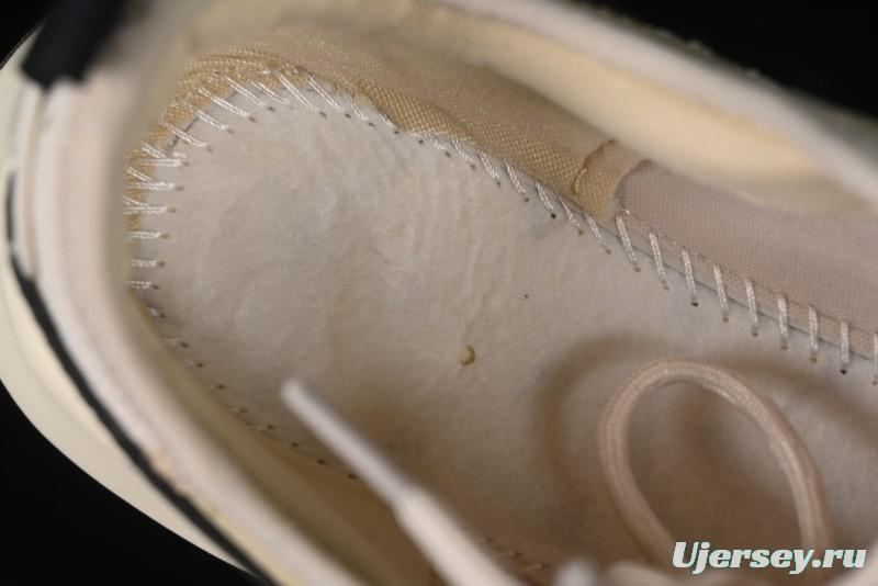 Nike TC 7900 Retro Chunky Dad Shoes with Reflective Swoosh and Cushioned Foam Sole - DD9682-200