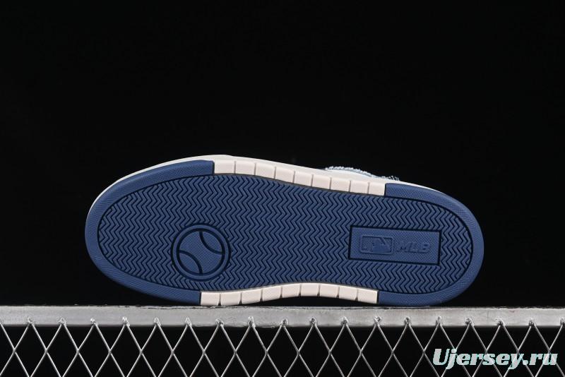 New York Yankees MLB Chunky Liner Lightweight Platform Sneakers with Hook and Loop Closure - 3ASXV015N50BLS