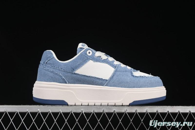 New York Yankees MLB Chunky Liner Lightweight Platform Sneakers with Hook and Loop Closure - 3ASXV015N50BLS