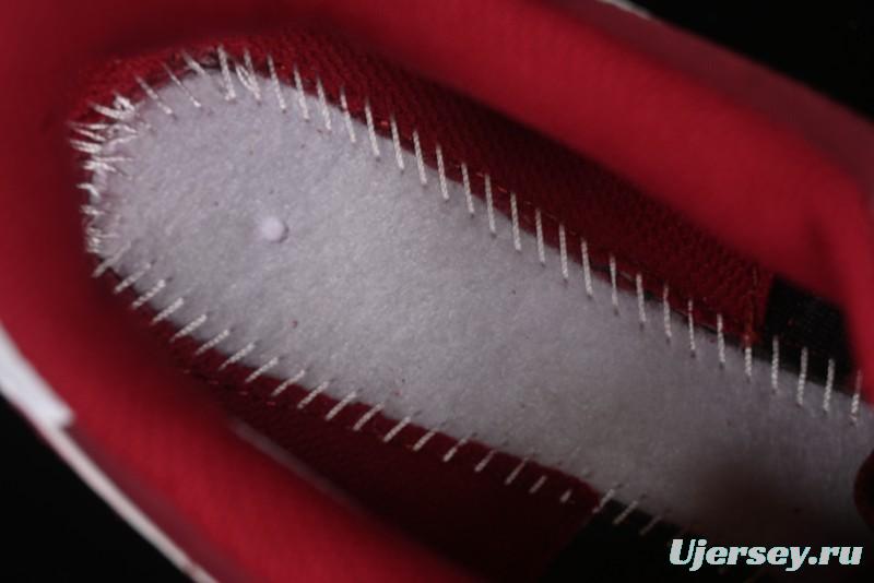 Nike Classic Cortez Leather Retro Running Shoes - DZ2795-600