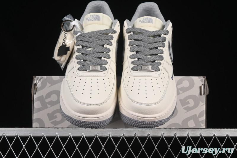 Nike Air Force 1 '07 Low The North Face x CDG Light Grey Swoosh Casual Sneakers - HH7518-052