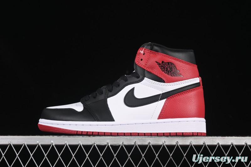 Nike Air Jordan 1 High Retro OG Basketball Shoes with Black Toe Design - 555088-125