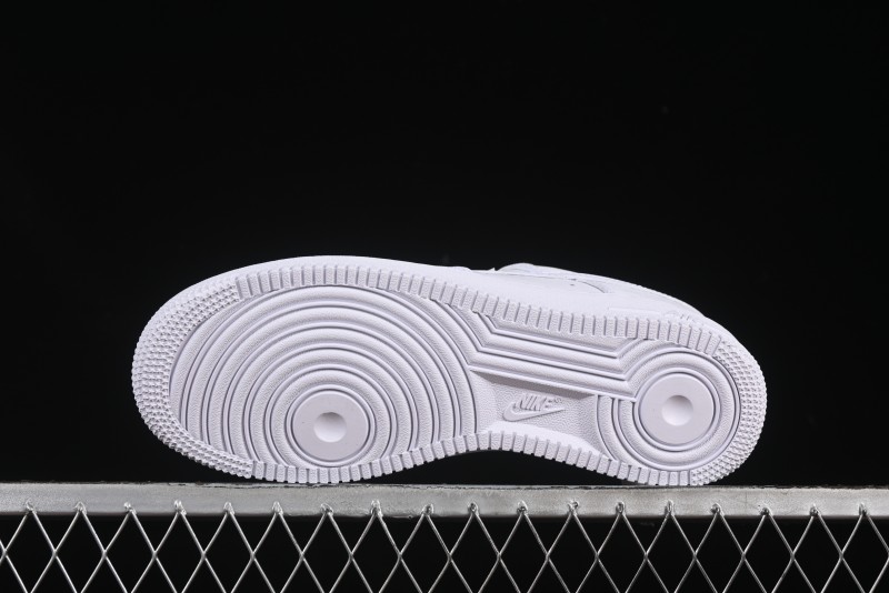 Nike Air Force 1'07 Low Casual Sneakers with Full-Length Air Cushion - IB7167-103