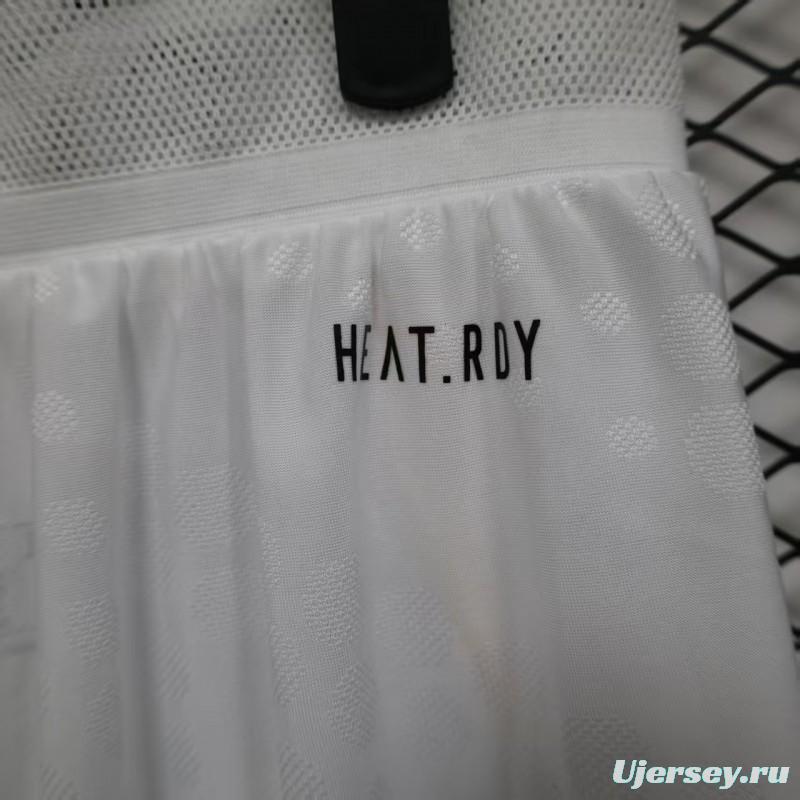 Player Version 25/26 Real Madrid Home Shorts