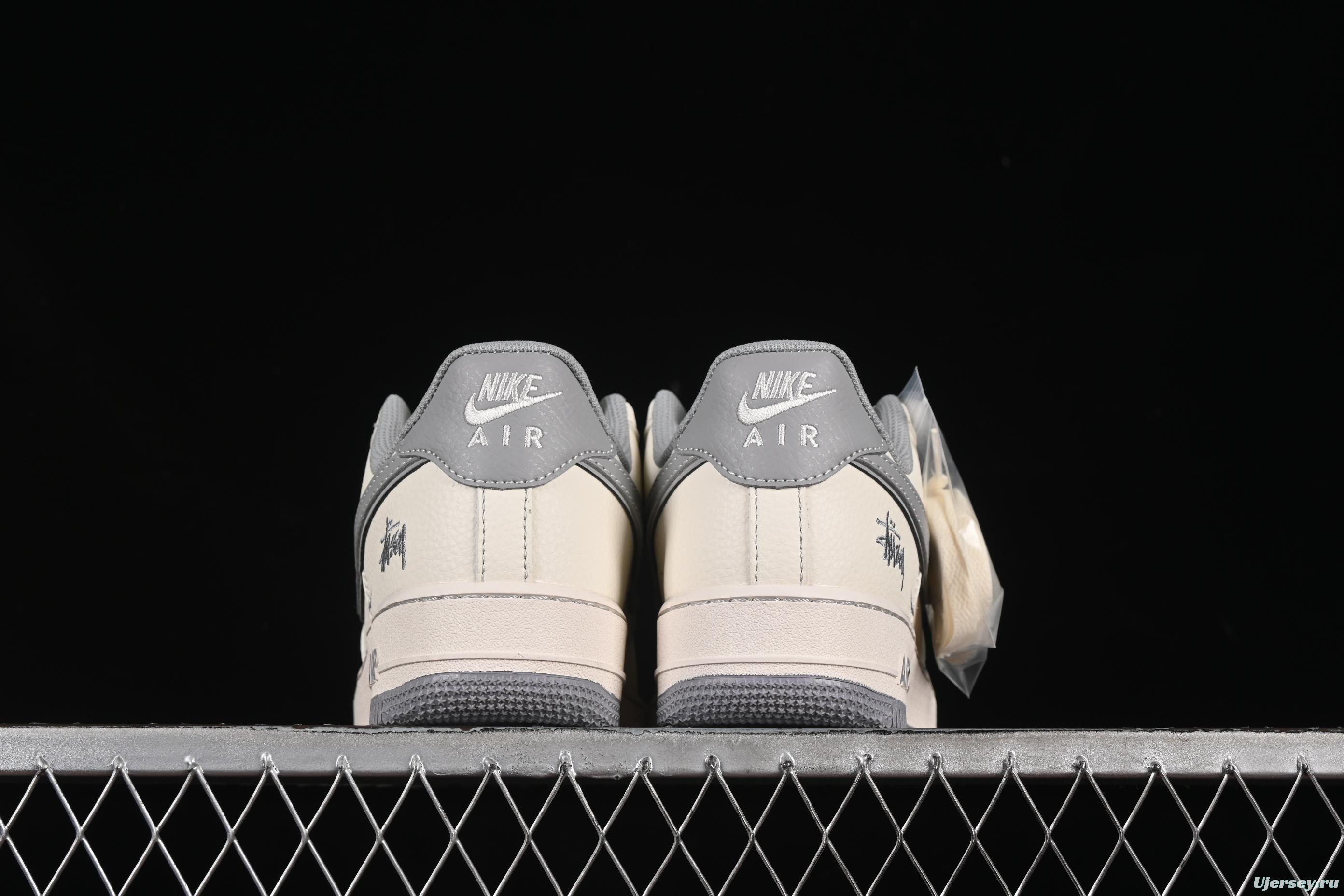 Nike Air Force 1'07 Low Stussy Collaboration Beige Mini Swoosh Casual Sneakers - HH7518-060