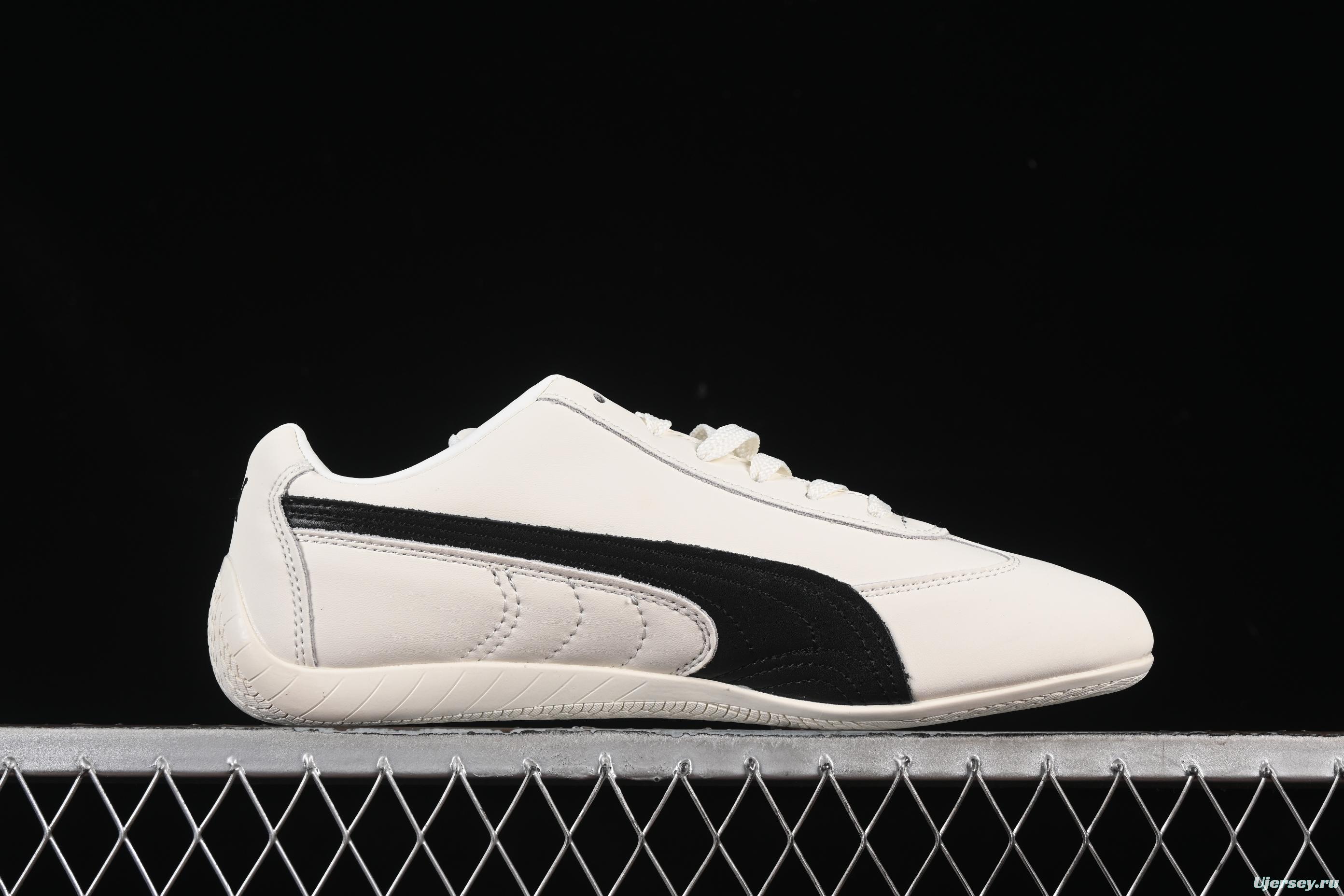 Puma Speedcat Lifestyle Low-Top Sneakers for Racing Enthusiasts - 401603-02