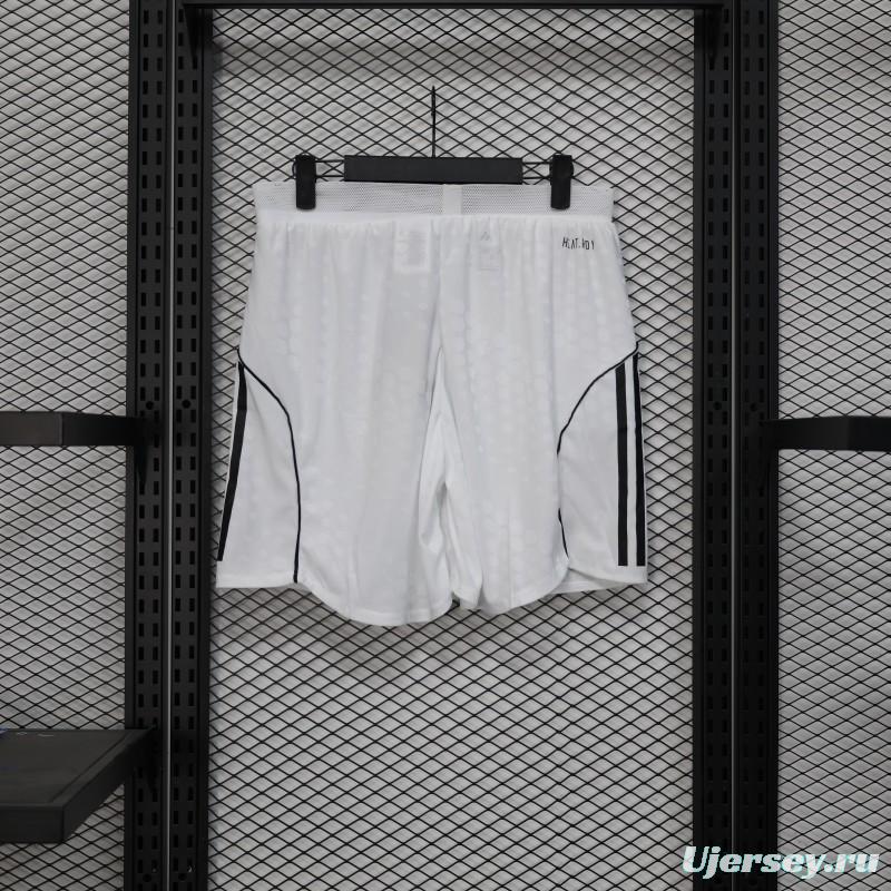 Player Version 25/26 Manchester United Home Shorts