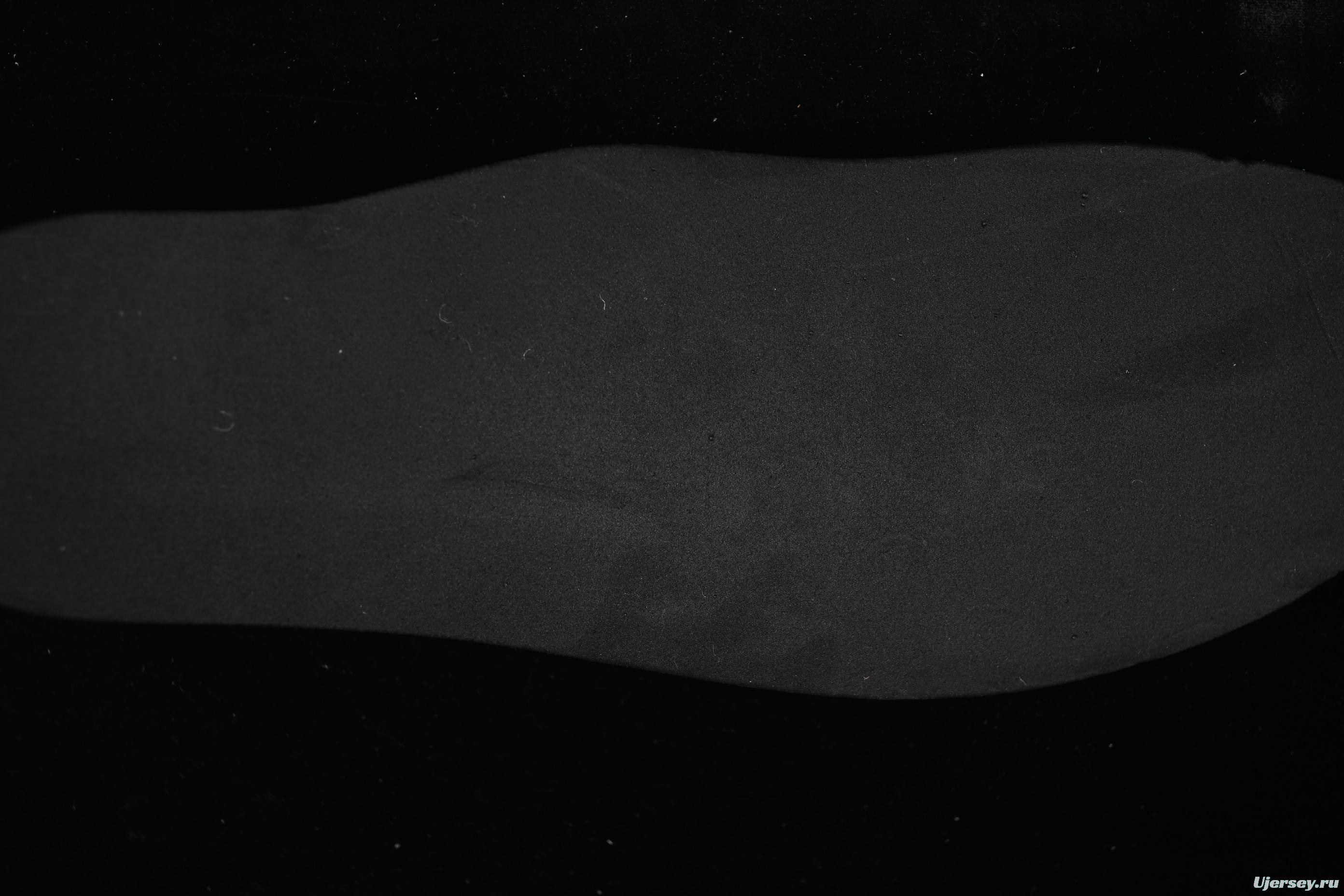 Nike Air Max 90 Retro Running Shoes with Air Cushion Technology - AJ1285-019