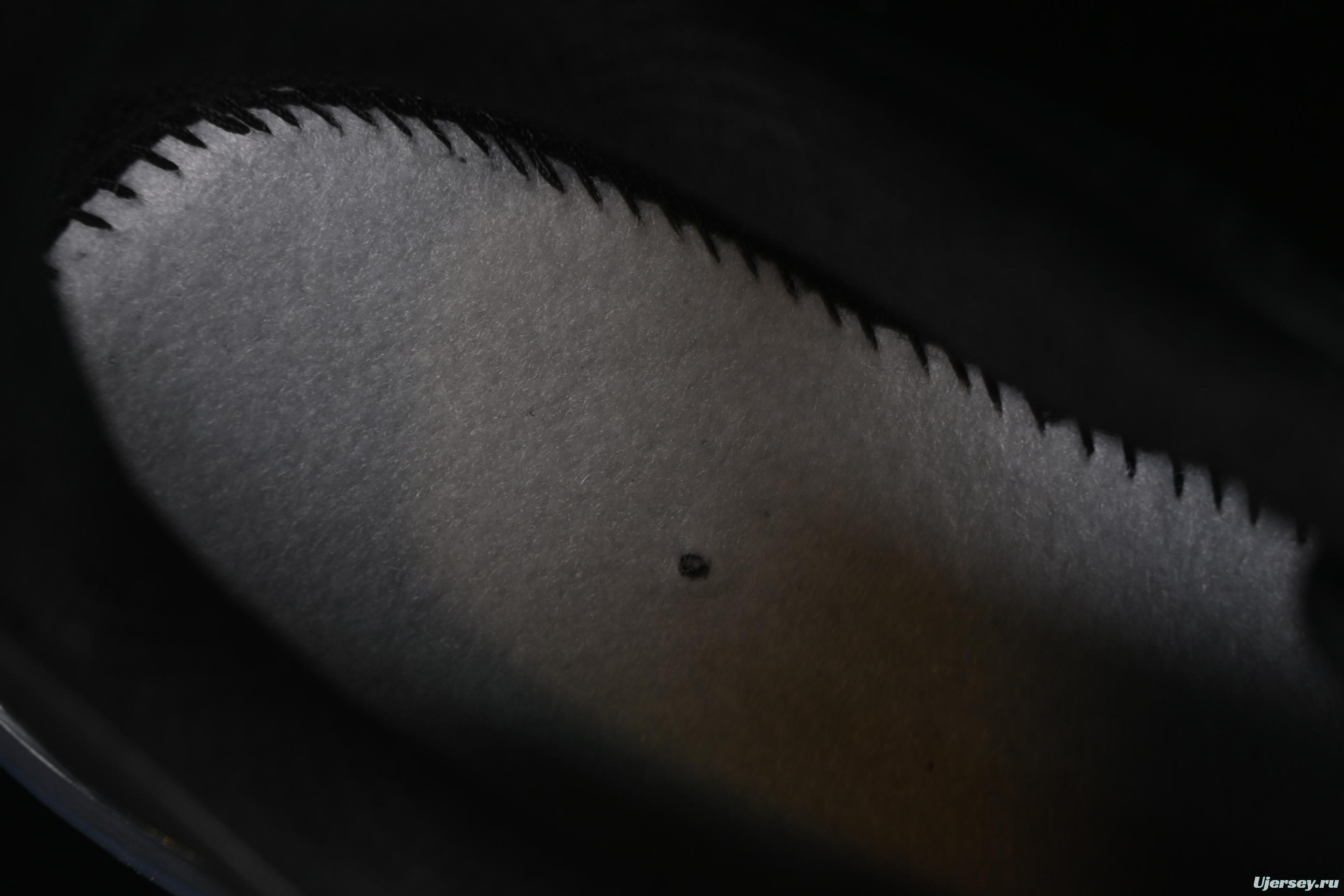 Nike Air Max 2013 Retro Breathable Mesh Running Shoes with Full-Length Max Air Cushion - 554886-108