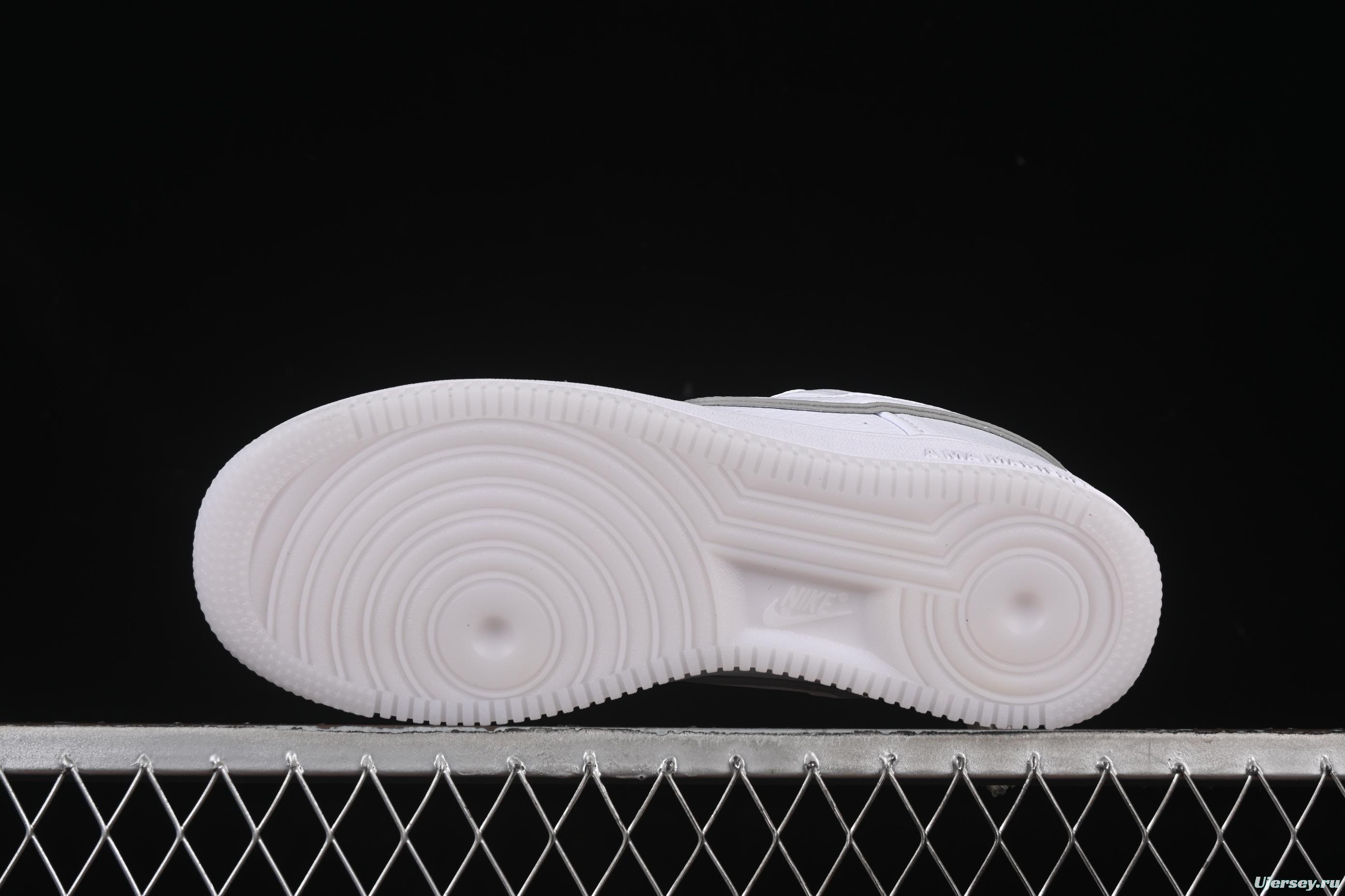 Nike A Ma Maniére x Air Force 1'07 Low Casual Sneakers in White - HF4084-100