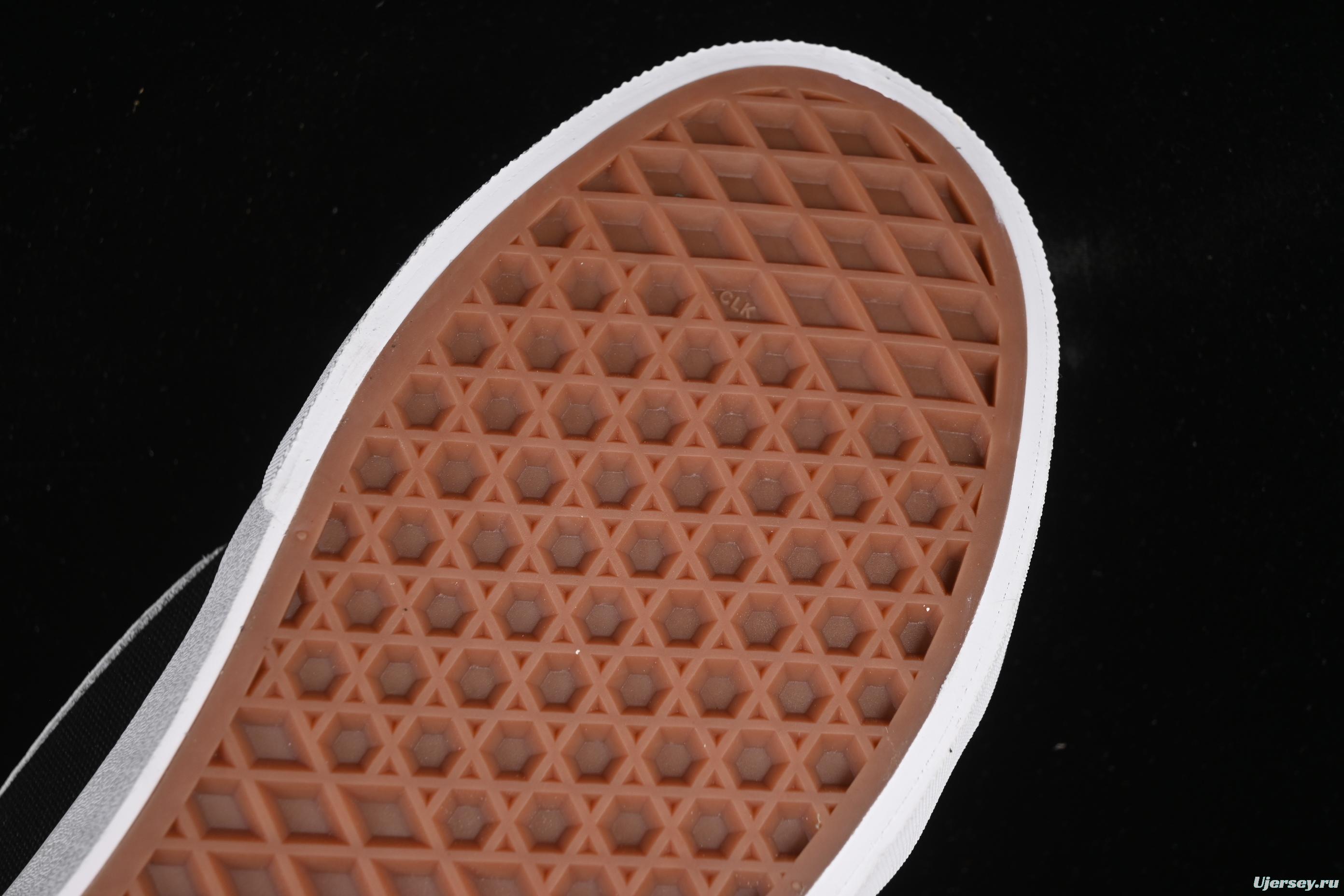 Vans Faulkner Low Top Casual Skate Shoes - VN000SJVC4R