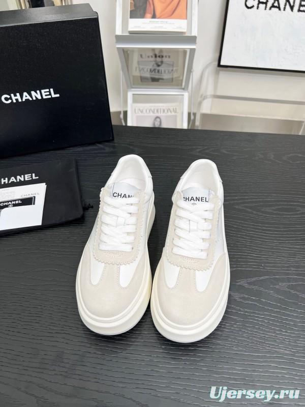 2025 Women Chanel White Beige Leather Suede Sneakers LY00290