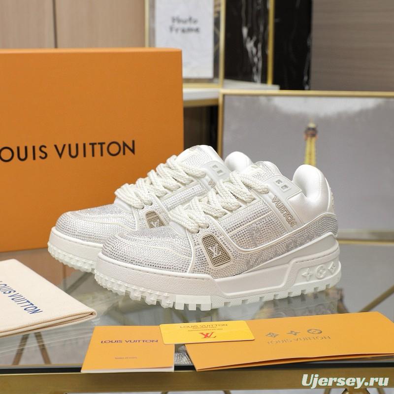 2024 Unisex Louis Vuitton White Crystal Trainer Leather Plimsolls High Temperature Pressing MJ00430