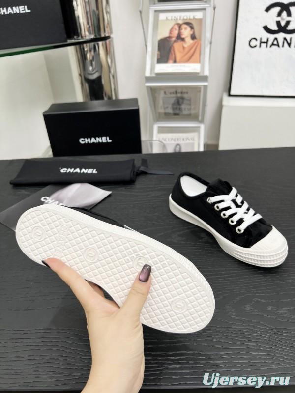 2025 Women Chanel Black Canvas Sneakers LY00230