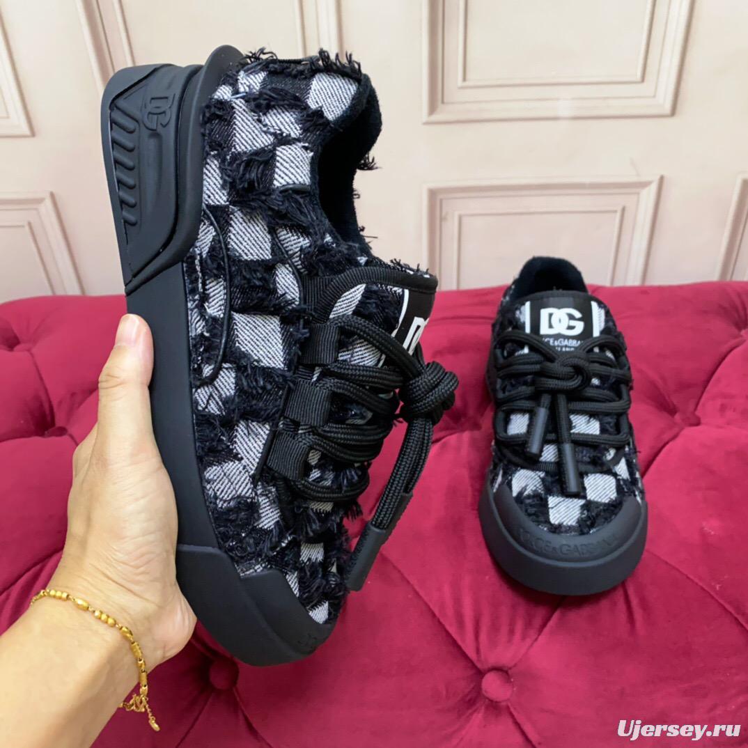 2025 Unisex Dolce & Gabbana Black White Fur Canvas Sneakers