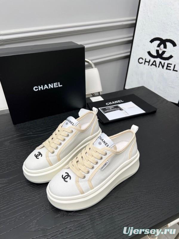 2025 Women Chanel White Canvas Sneakers LY00250