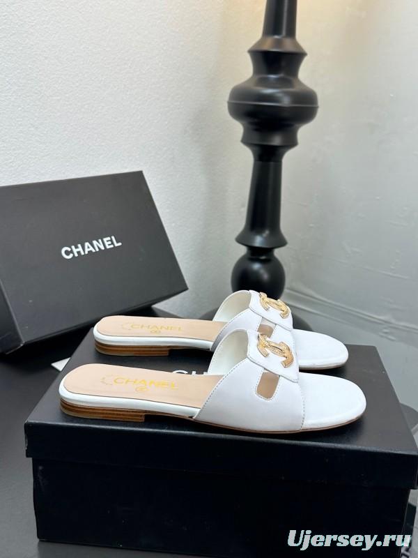 2025 Women Chanel White Leather Slippers