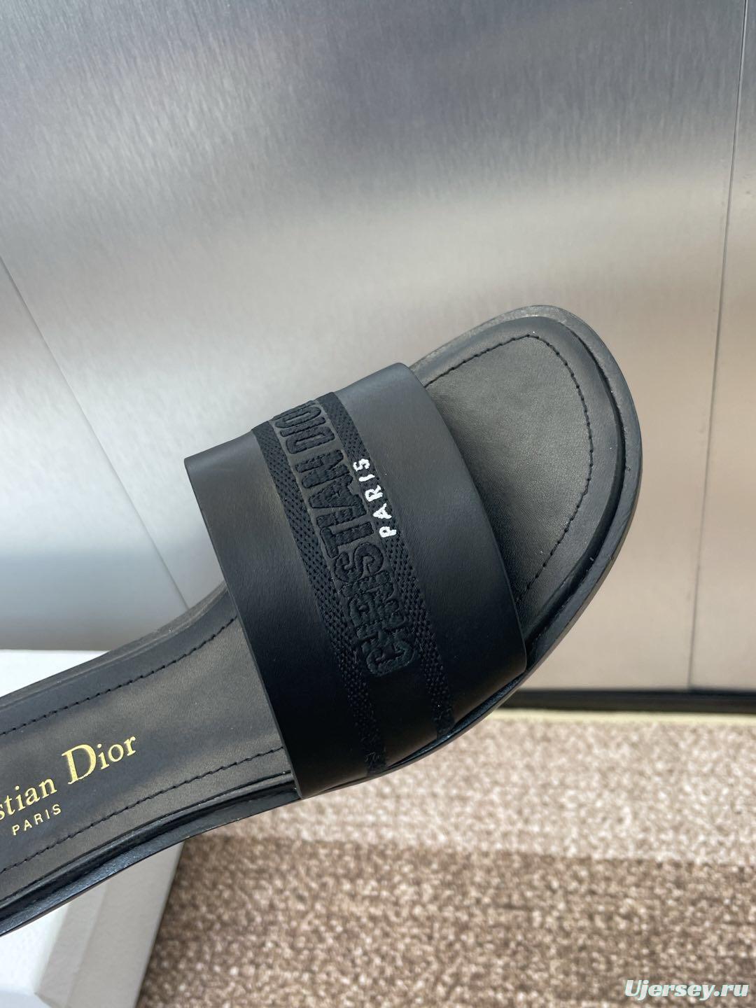 2025 Women Dior Black Leather Slippers CHRISTIAN DIOR PARIS