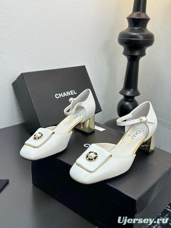 2025 Women Chanel White Leather Chunky Heel Metal Decoration LY00360