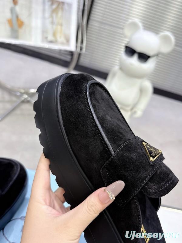 2025 Women Prada Black Velvet Mules