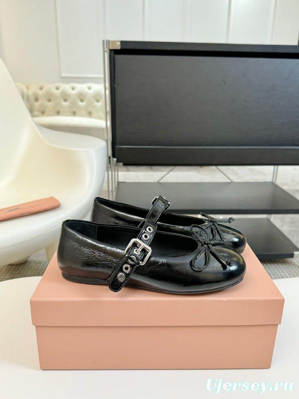 2025 Women Miu Miu Black Patent Leather Mary Jane Buckle KFY00300