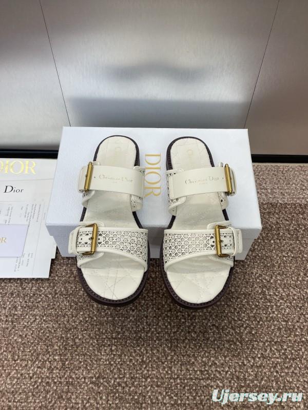 2025 Women Dior White Calfskin Leather Slippers CD Logo Buckle KFY00300