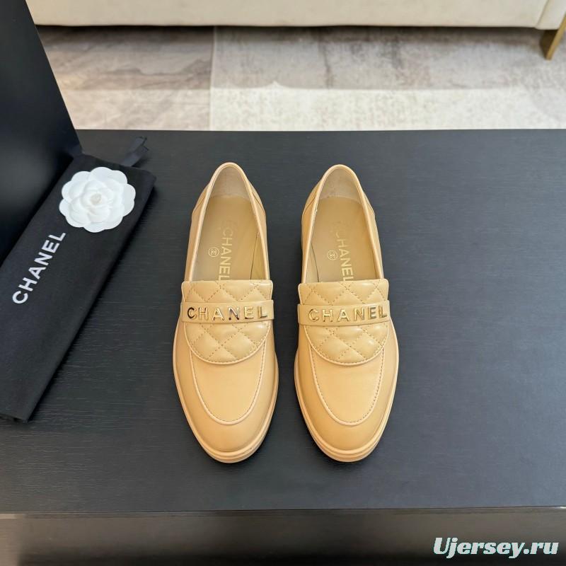 2025 Women Chanel Beige Leather Loafers KFY00310