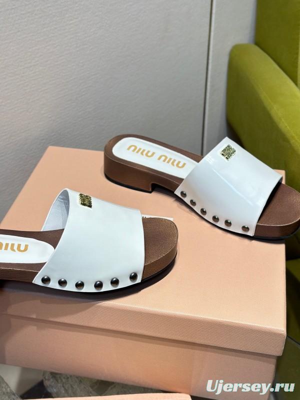 2025 Women Miumiu White Leather Slippers